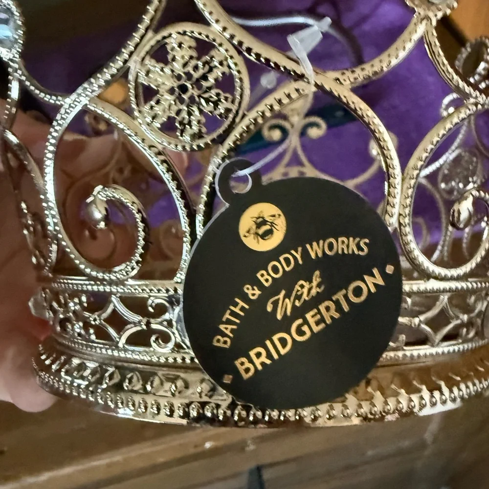 🔥 LARGE BATH & BODY WORKS crown with bling 3- wick candle holder GREAT PRICE